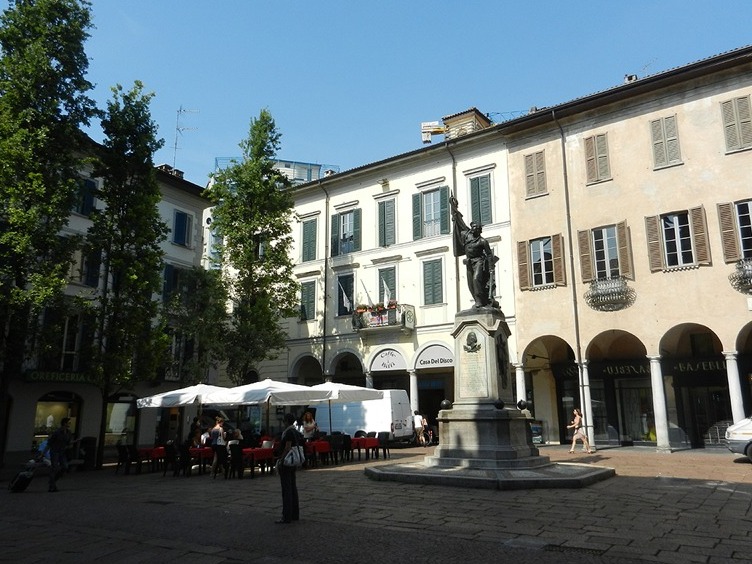 Il Palazzo del Pretorio di Varese - Varese | Secret World Trip Planner