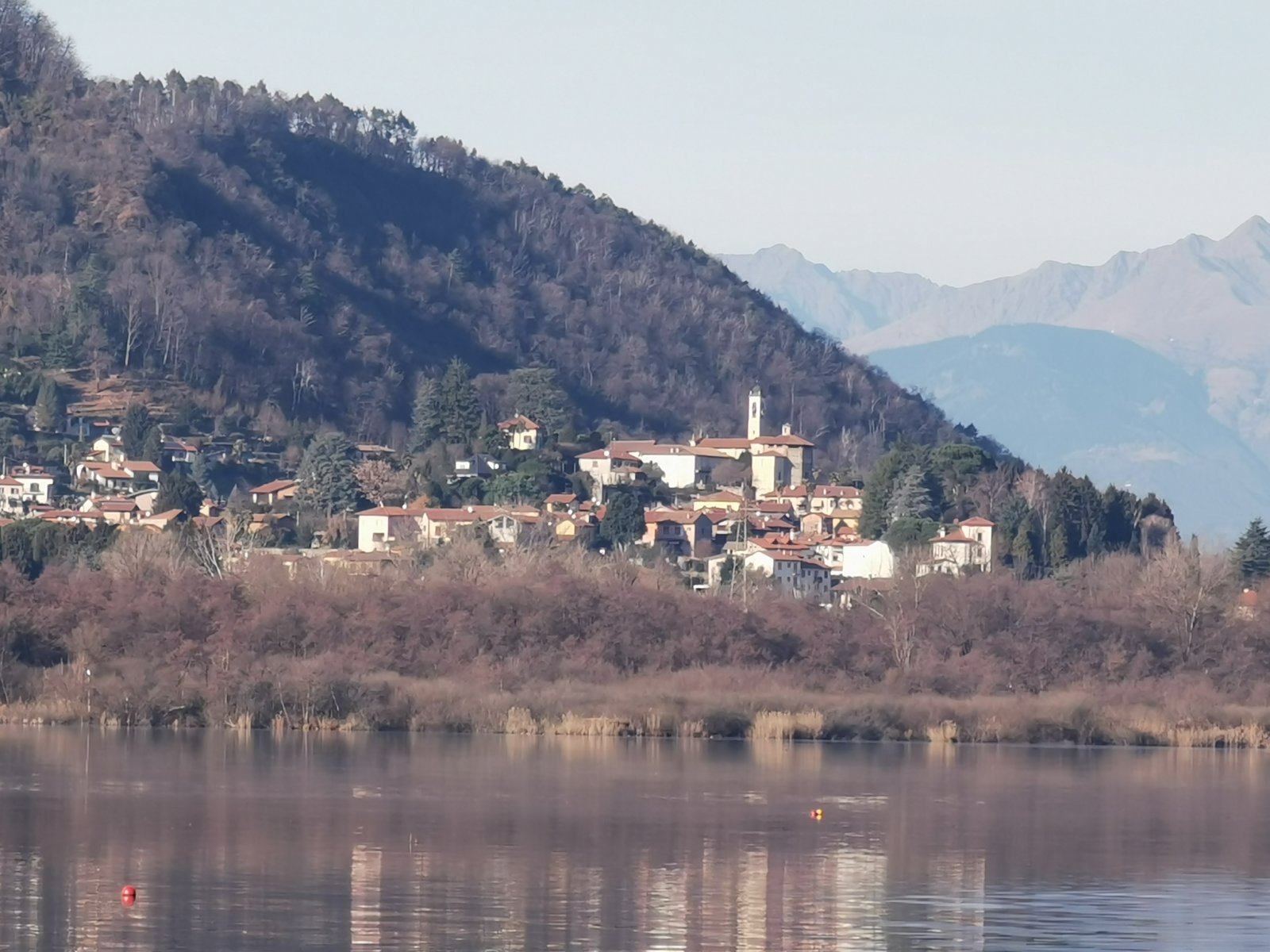 El lago de Comabbio - Lago di Comabbio | Secret World Trip Planner