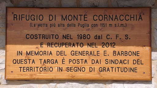 Monte Cornacchia y su refugio — Faeto