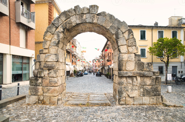 بوابة مونتانارا - Rimini | Secret World Trip Planner