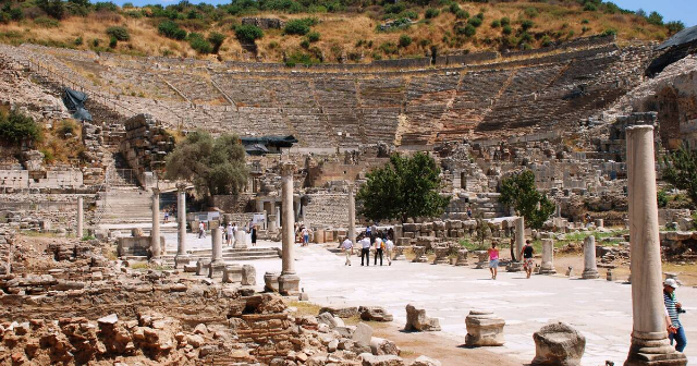 Éfeso: Un viaje intemporal a través de los ecos de la civilización antigua - Efes Harabeleri | Secret World Trip Planner