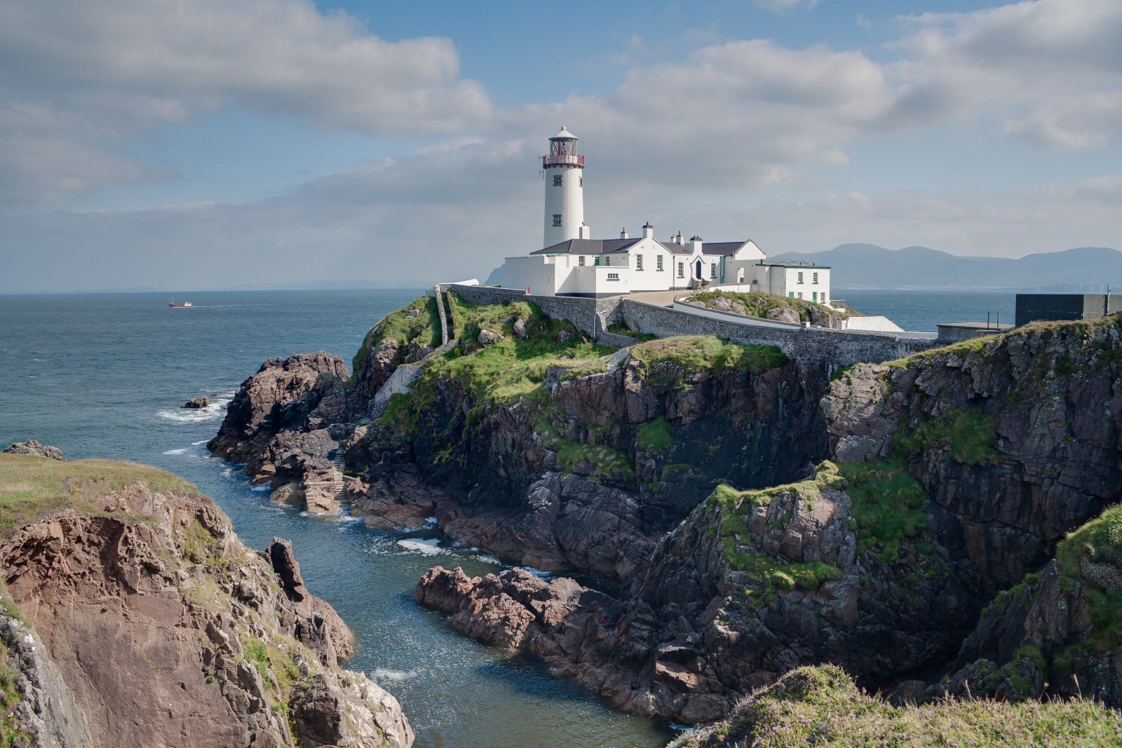 Fanad lighthouse in Donegal - Co. Donegal | Secret World Trip Planner