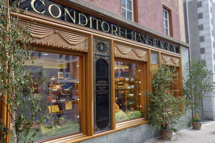 Hanselmann, bustani ya pipi katika St. Moritz - San Maurizio | Secret World Trip Planner
