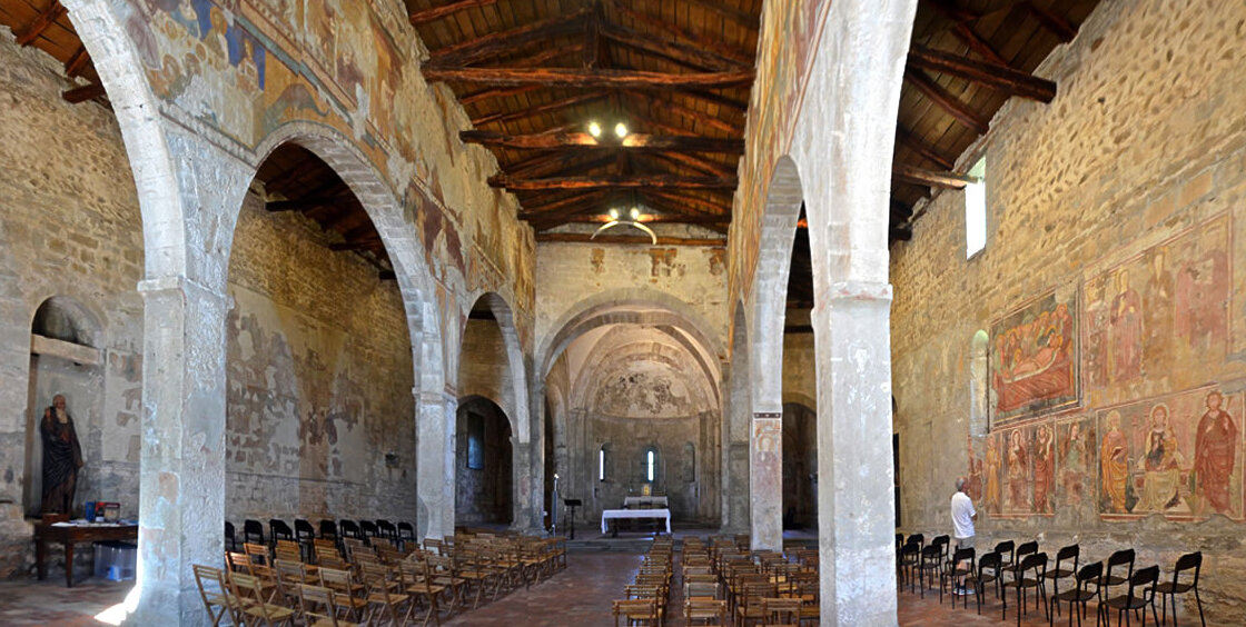 The Church of San Giorgio and its beautiful frescoes - Almenno San Bartolomeo | Secret World Trip Planner