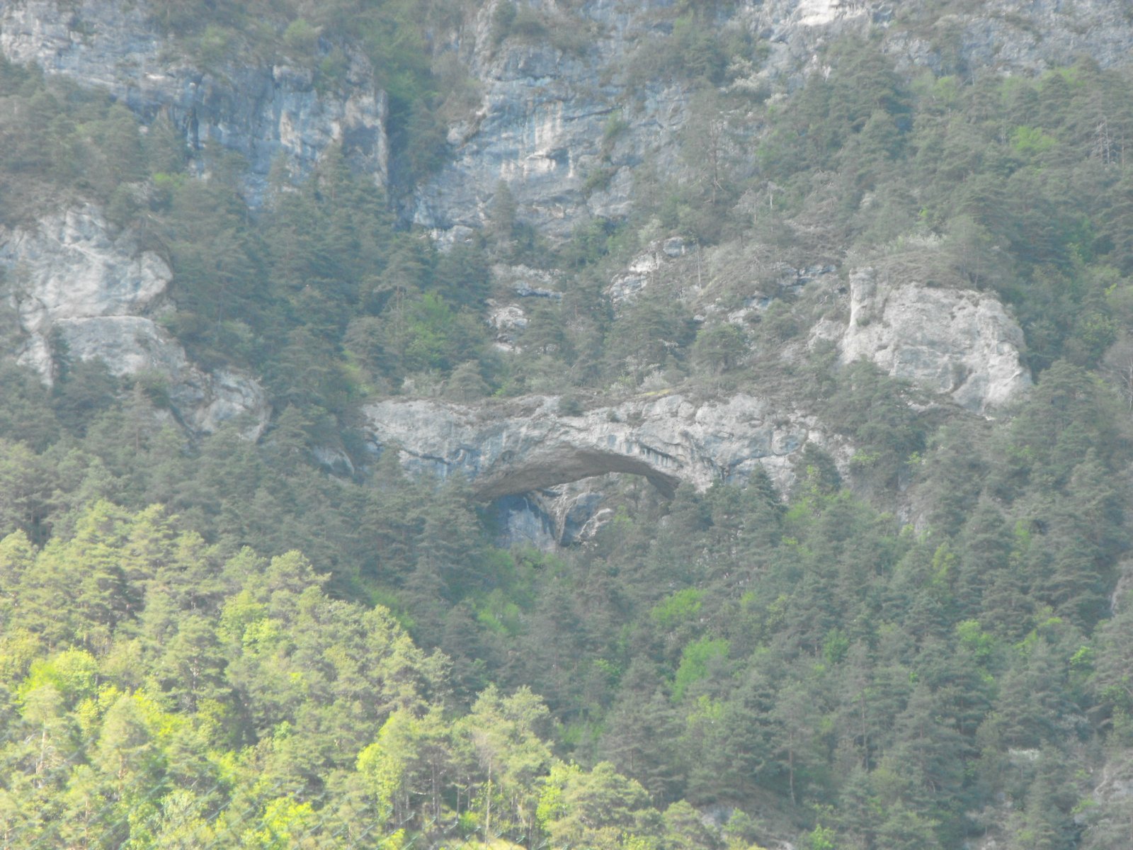 El puente de Orco - Ospedaletto | Secret World Trip Planner