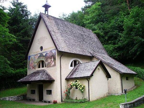 को लिजेन्ड Madonna della Rocchetta - 38050 Ospedaletto TN | Secret World Trip Planner