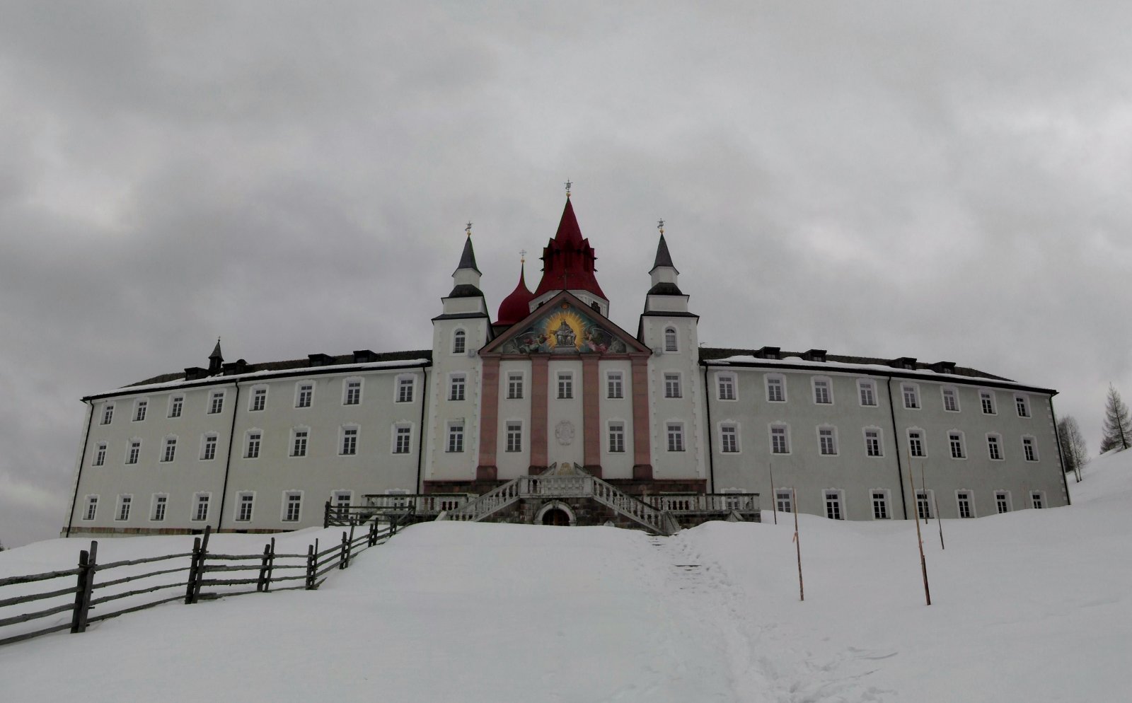 Sanctuary of Madonna di Pietralba - Nova Ponente | Secret World Trip Planner