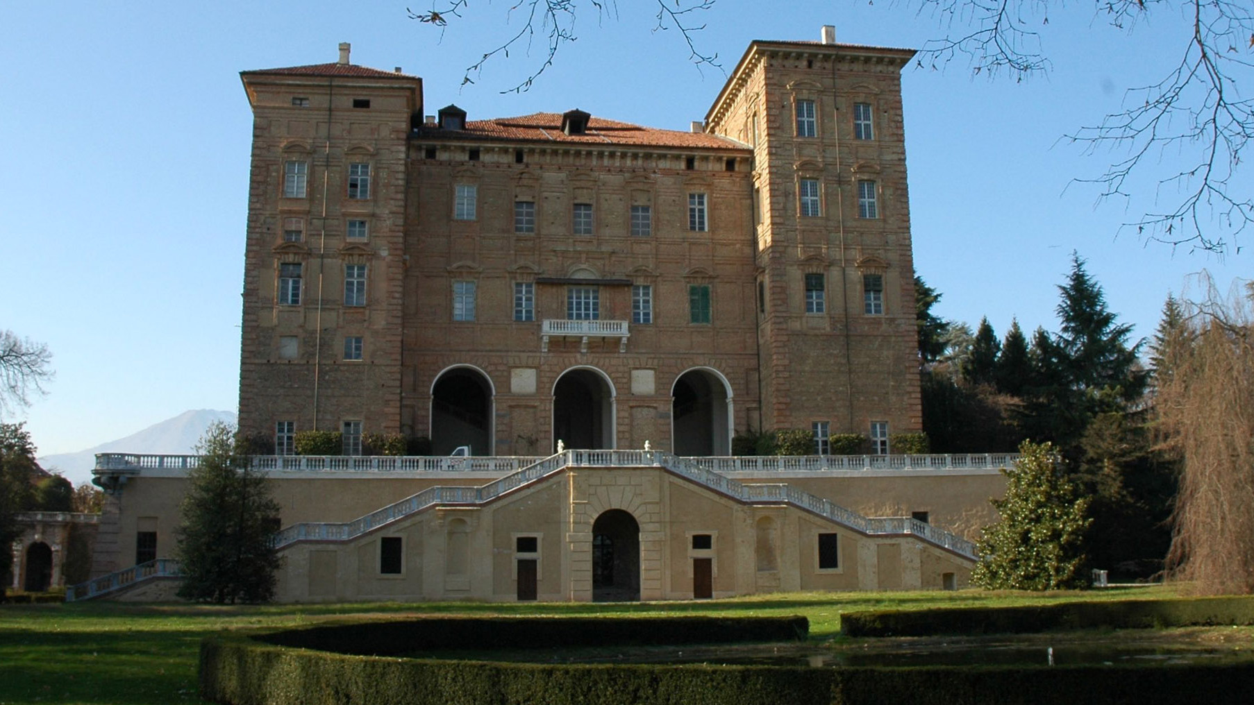 El Castillo Ducal de Agliè — Agliè