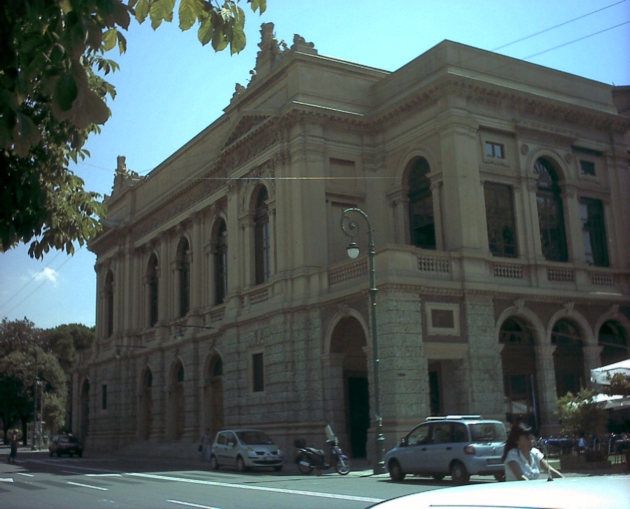 El Teatro Donizetti - Bergamo | Secret World Trip Planner