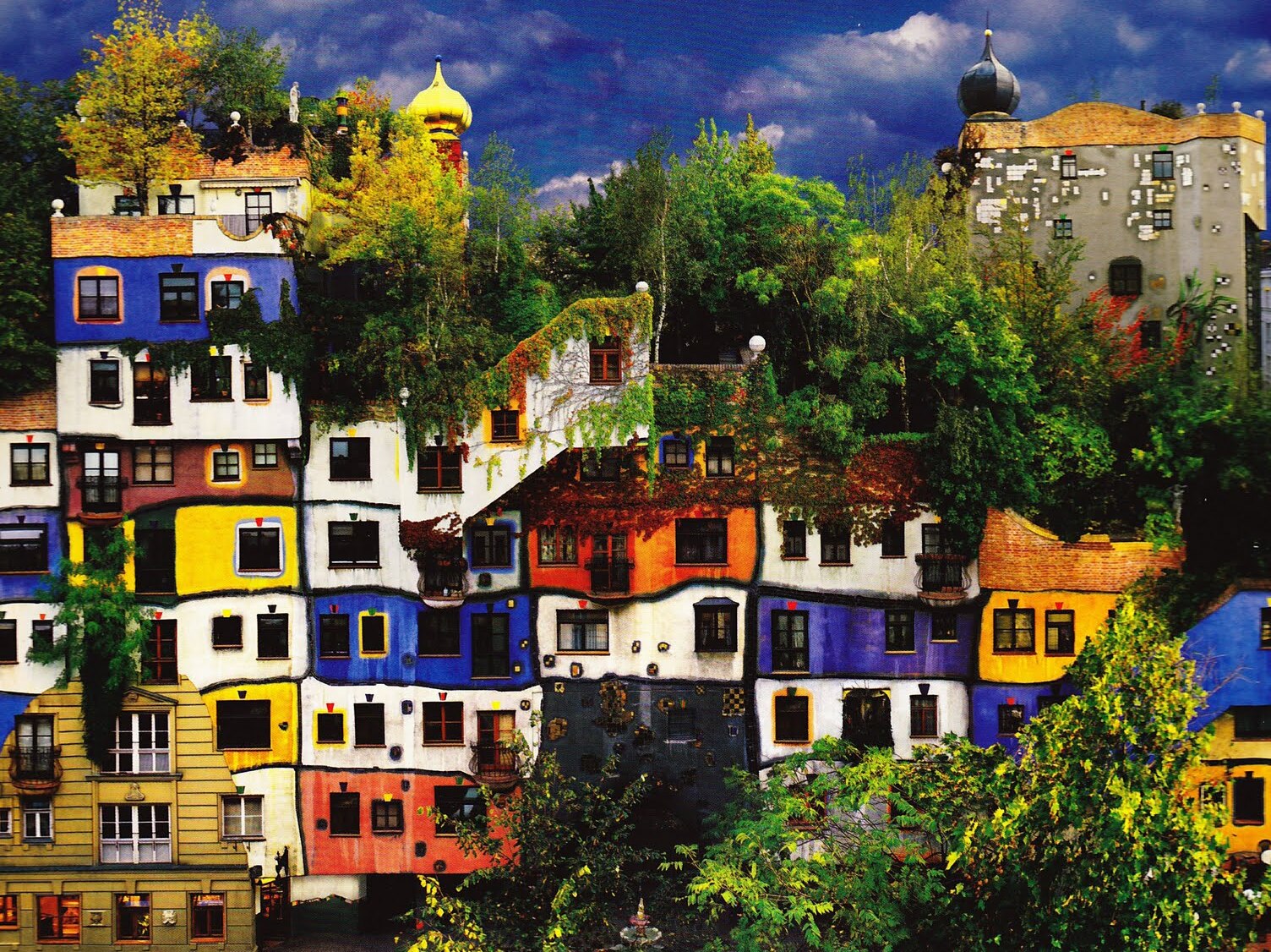Hundertwasserhaus, The coloured Building - Wien | Secret World Trip Planner