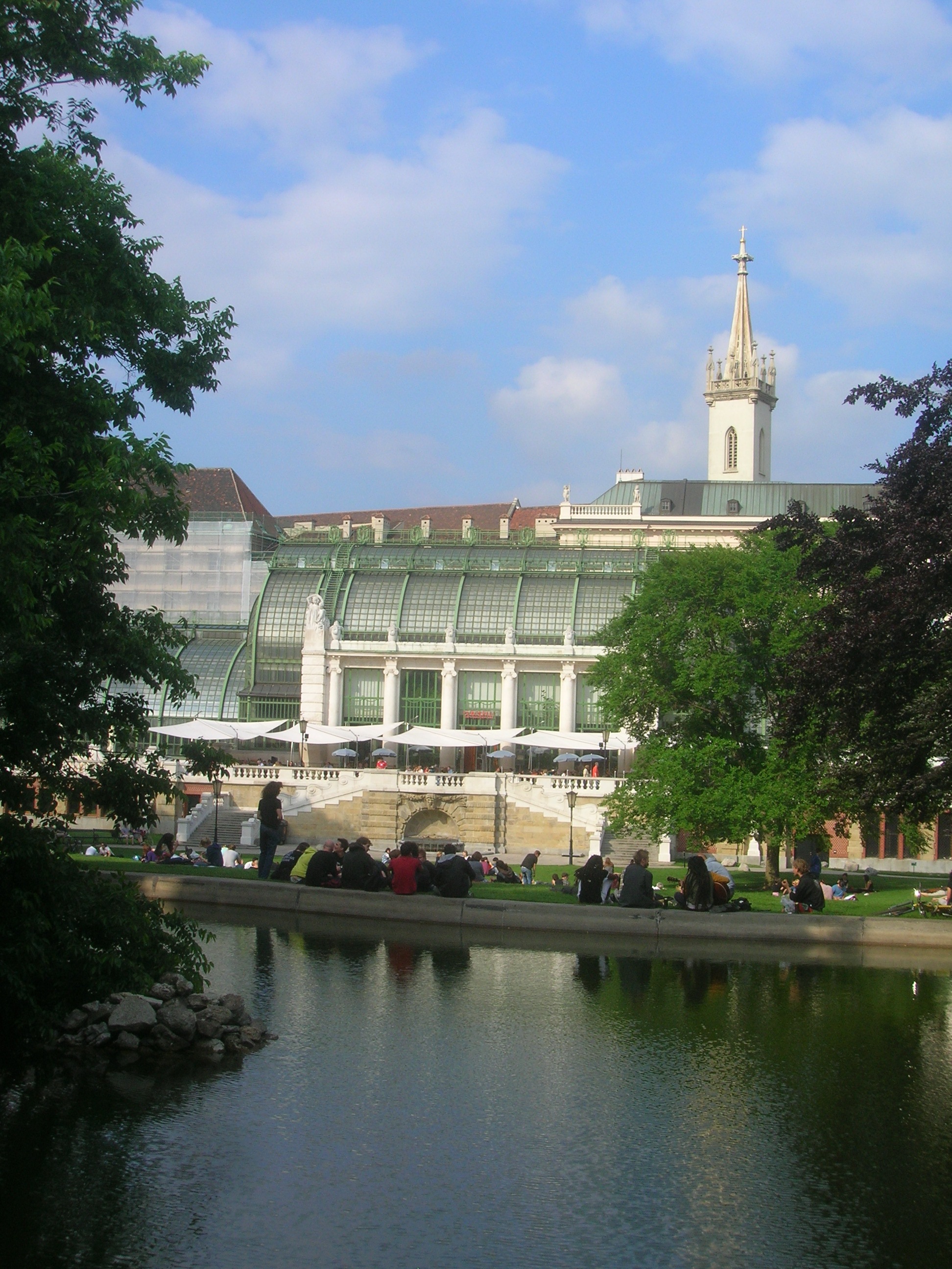 Burggarten और Palmenhaus - Wien | Secret World Trip Planner