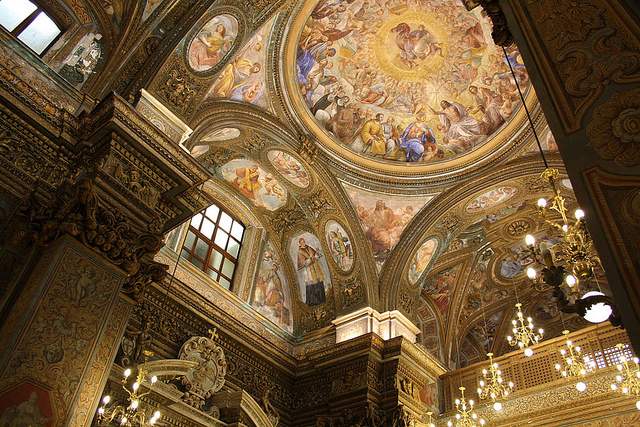 Salerno: Igreja de San Giorgio - Salerno | Secret World Trip Planner