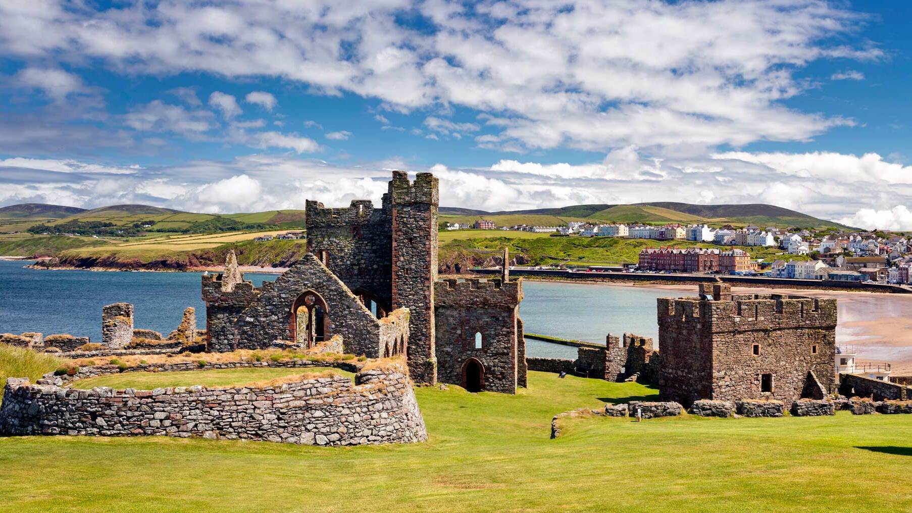 Castillo de Peel en la isla de San Patricio - Peel | Secret World Trip Planner