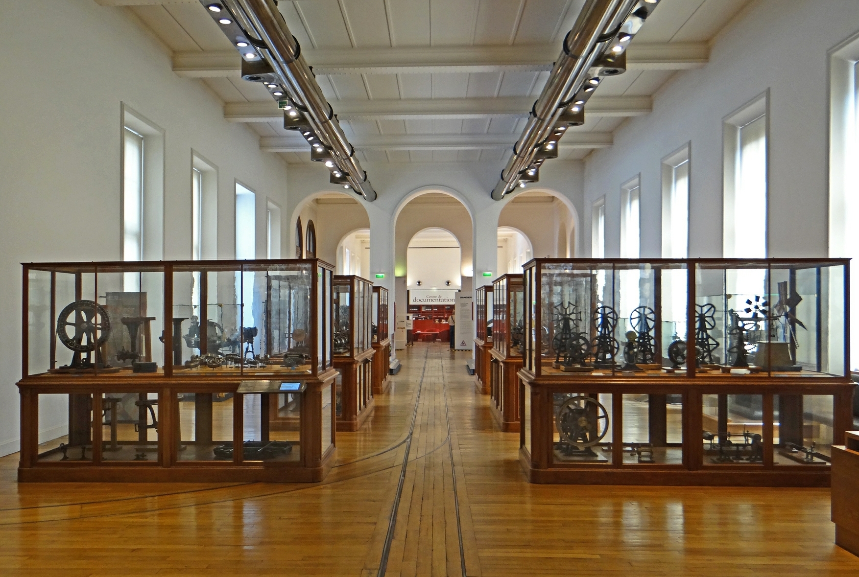 Museo de Artes y Oficios - Paris | Secret World Trip Planner