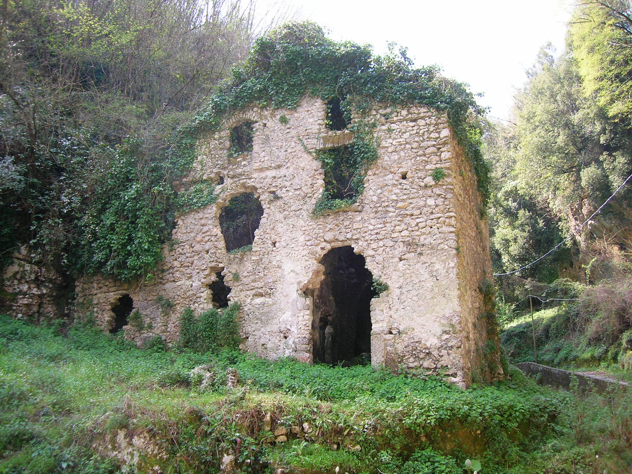 Valle de la Ferrería y los Molinos - Pontone | Secret World Trip Planner