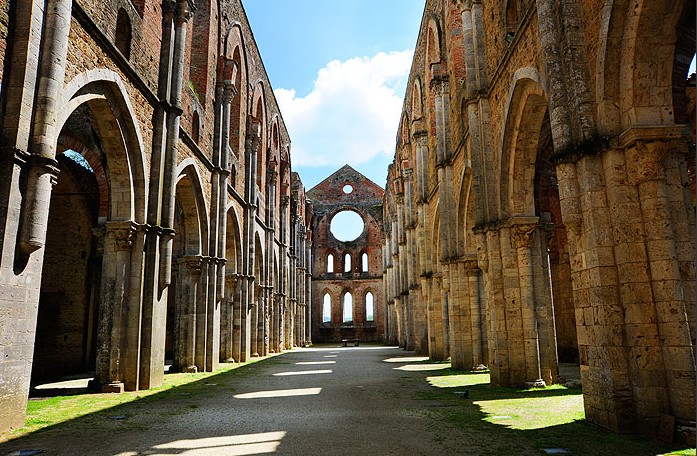 ხმალი ქვაში - Chiusdino | Secret World Trip Planner
