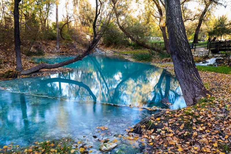 કેરામેનિકો ટર્મે - Caramanico Terme | Secret World Trip Planner