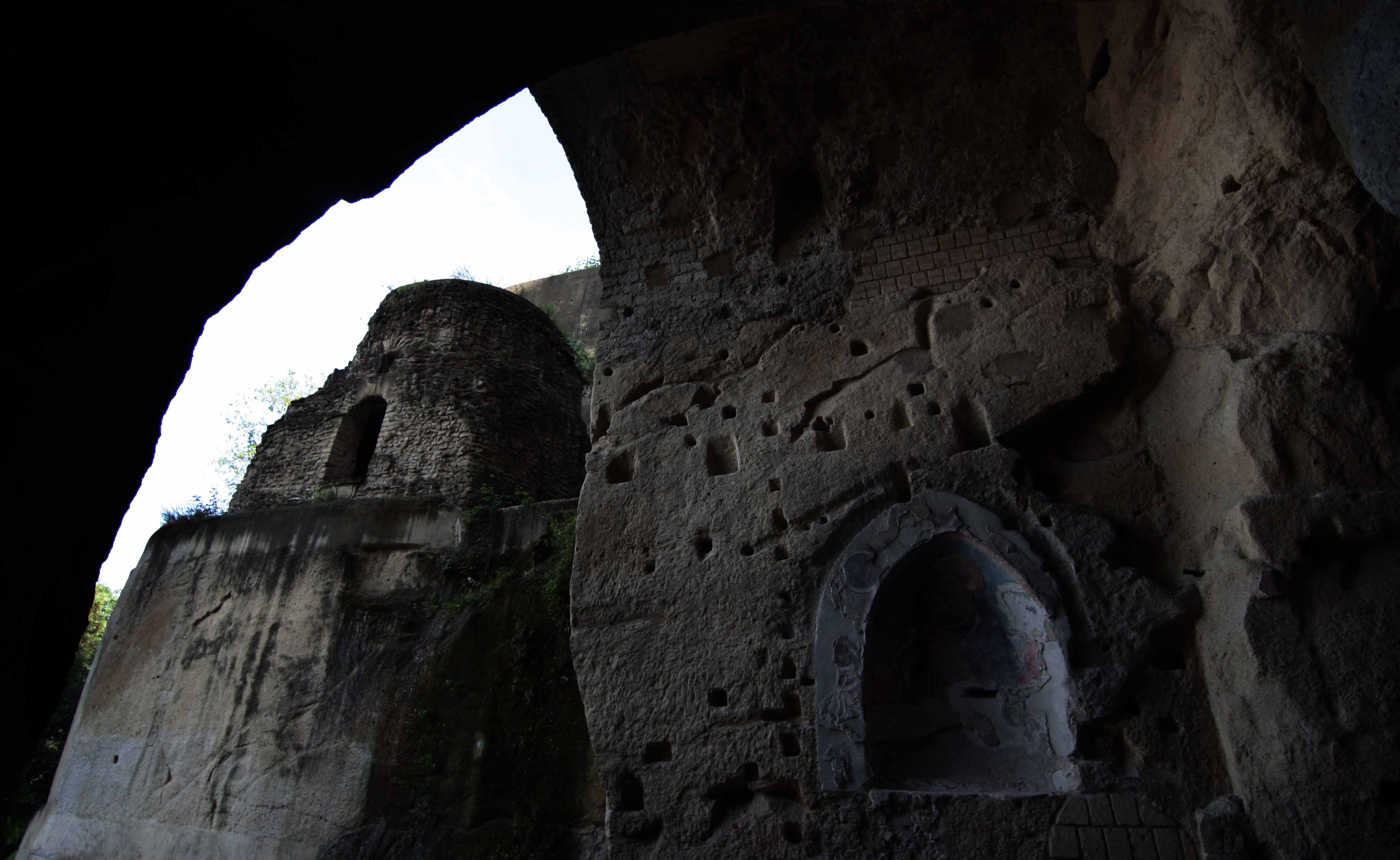پارک Vergiliano در Piedigrotta - Napoli | Secret World Trip Planner