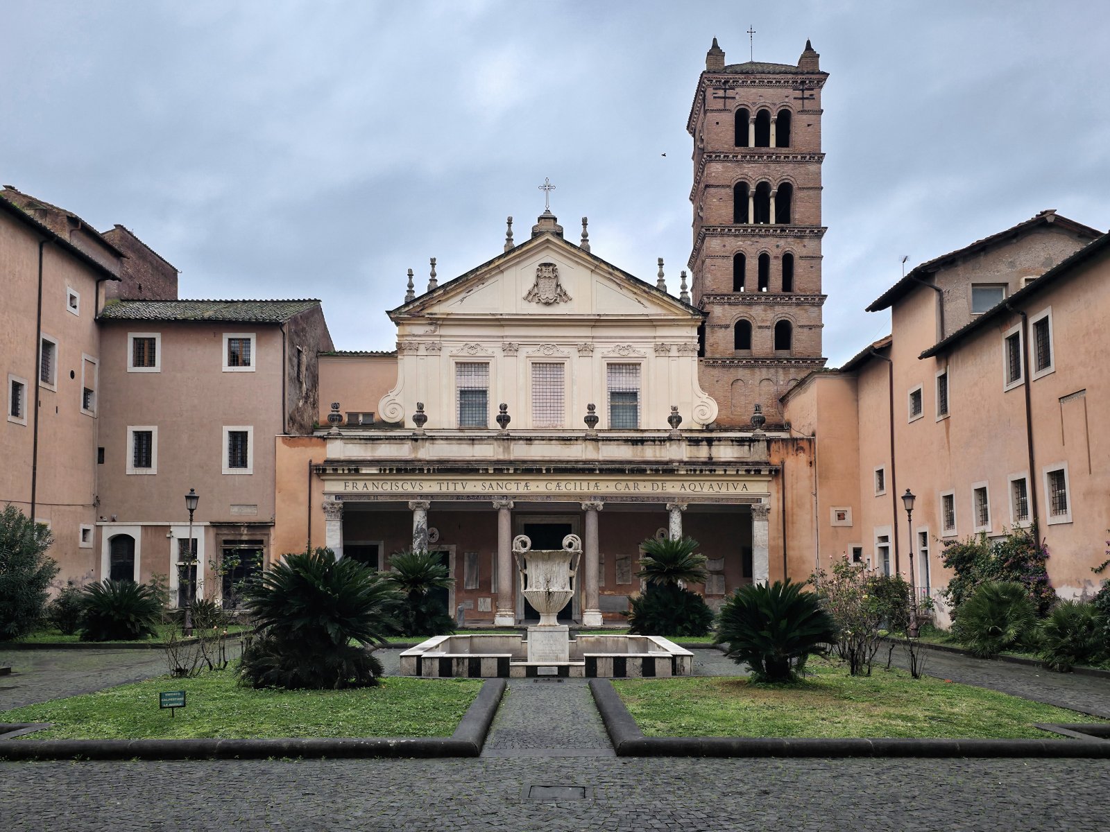 The mosaics of the Basilica of St. Cecilia in Trastevere - Secret World - Roma | Secret World Trip Planner