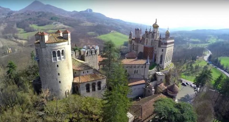 El castillo de Rocchetta Mattei - Ponte | Secret World Trip Planner