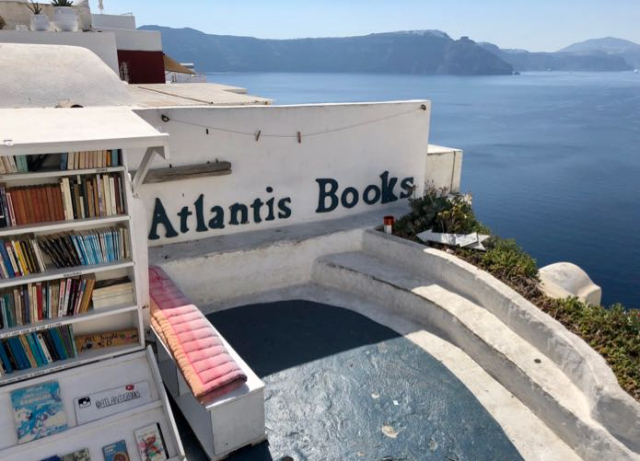 Livros Atlantis - Οία | Secret World Trip Planner