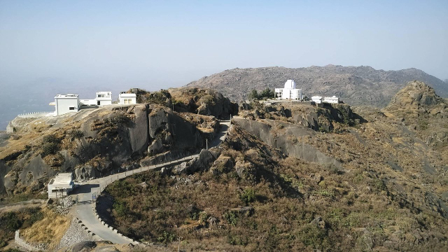 Berg Abu - Mount Abu | Secret World Trip Planner