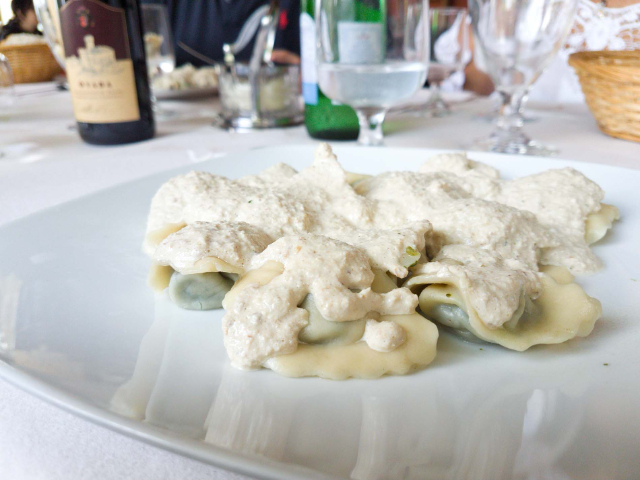 Pansoti avec sauce aux noix - Genova | Secret World Trip Planner