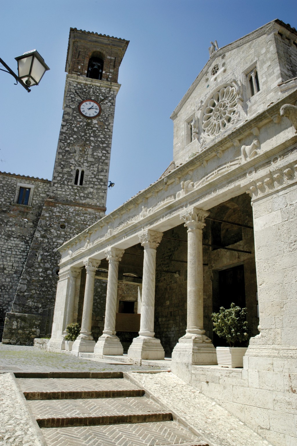 S. Maria Assunta Kilisesi - Lugnano In Teverina | Secret World Trip Planner
