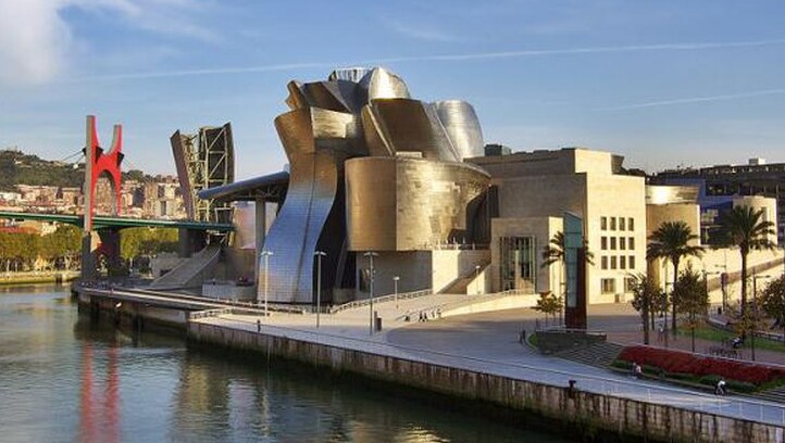 Bilbao and the famous Guggenheim Museum - Bilbo | Secret World Trip Planner