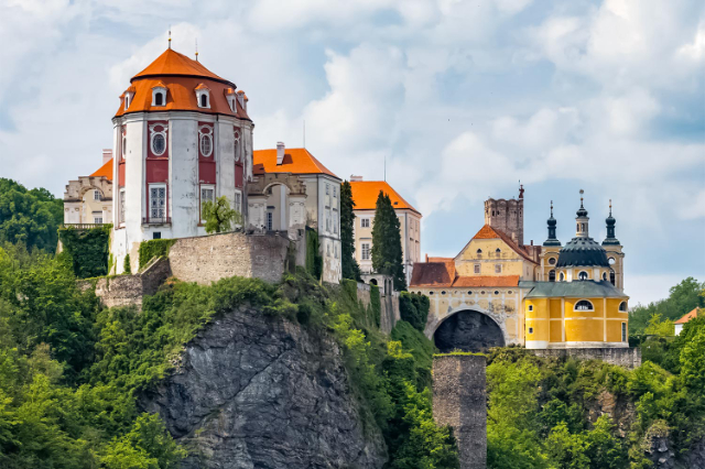 Castillo de Vranov nad Dyjí - Vranov nad Dyjí | Secret World Trip Planner