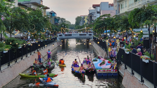 Calle peatonal Ong Ang - Phra Nakhon | Secret World Trip Planner