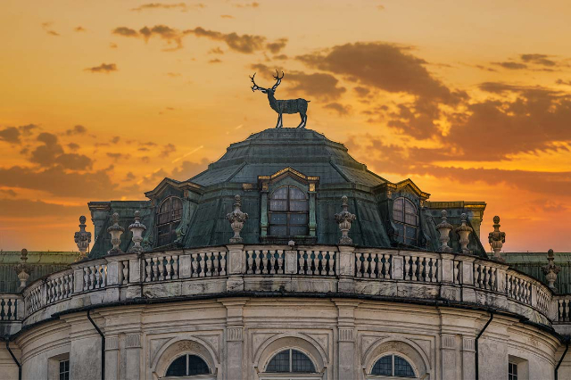 パラツィーナ・ディ・カッチャ・ディ・ストゥピニージ、 - Stupinigi, Nichelino | Secret World Trip Planner