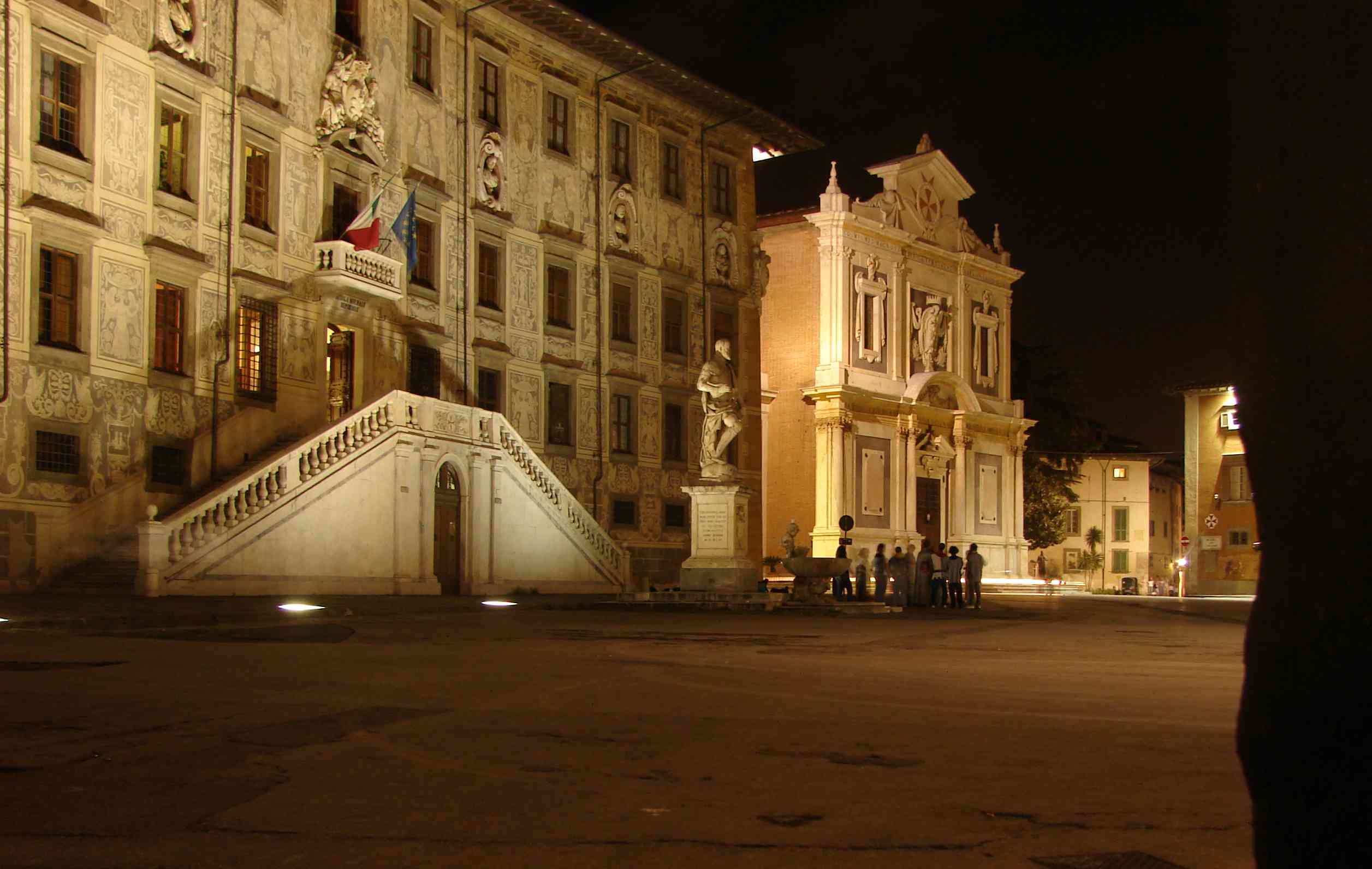Plaza de los Caballeros - Pisa | Secret World Trip Planner