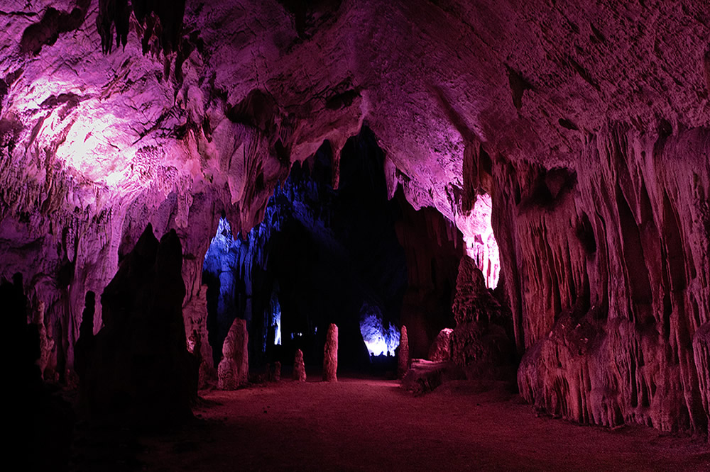 Gua Pertosa - Pertosa | Secret World Trip Planner