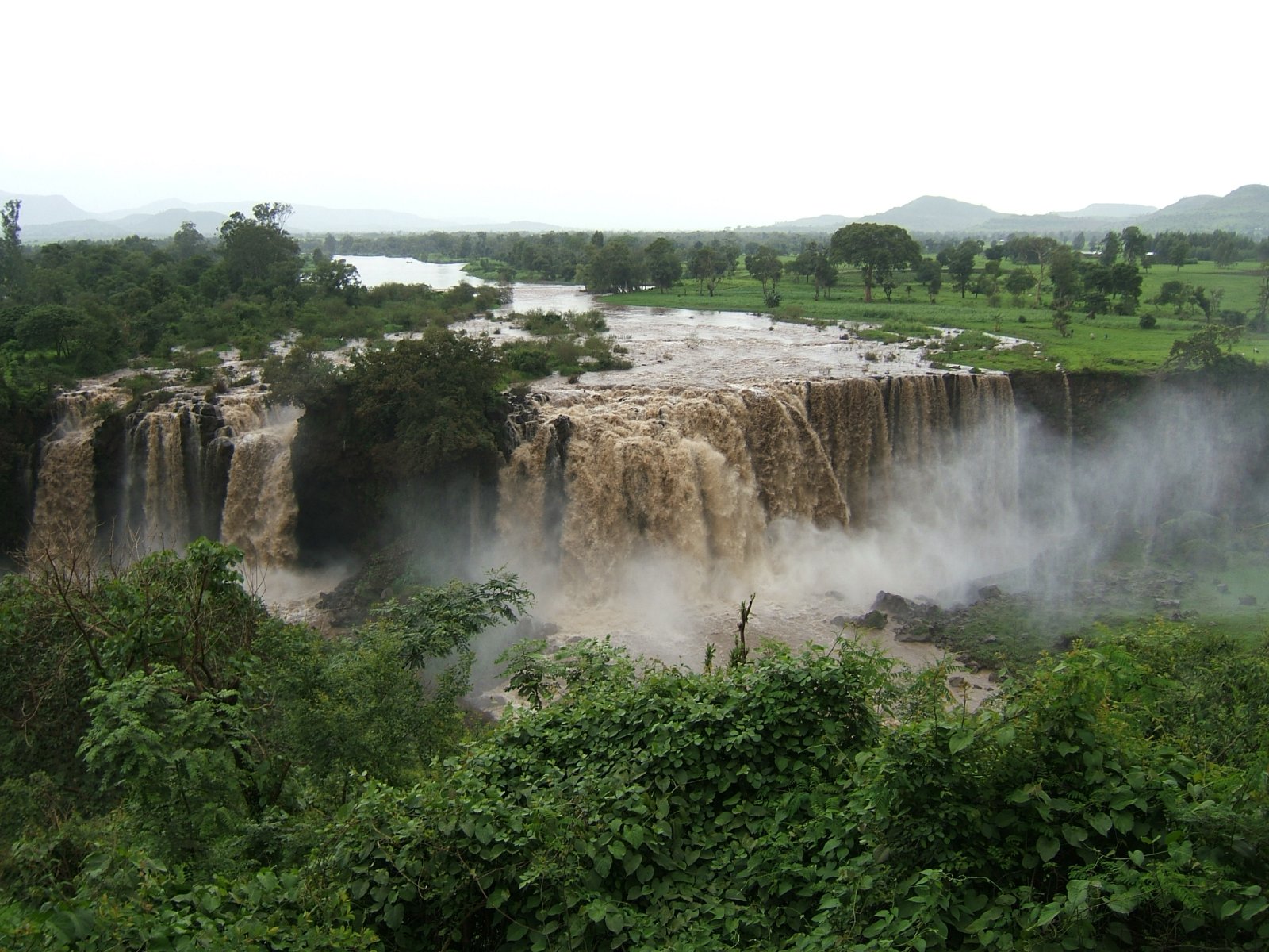 Blue Nile Falls: a waterfall on the Blue Nile river - Cascate del Nilo Azzurro | Secret World Trip Planner