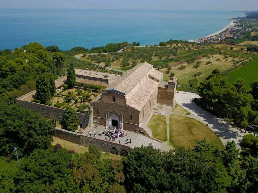 Fossacesia y la Abadía de San Juan en Venus - Fossacesia | Secret World Trip Planner