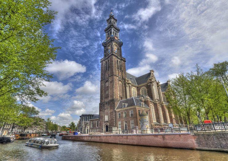 Vestmannaeyja - Amsterdam | Secret World Trip Planner