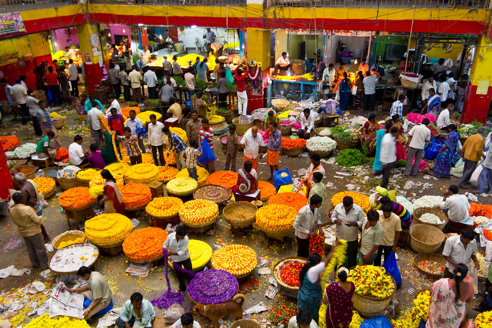 El mercado de Krishna Rajendra en Bangalore - Bangalore | Secret World Trip Planner