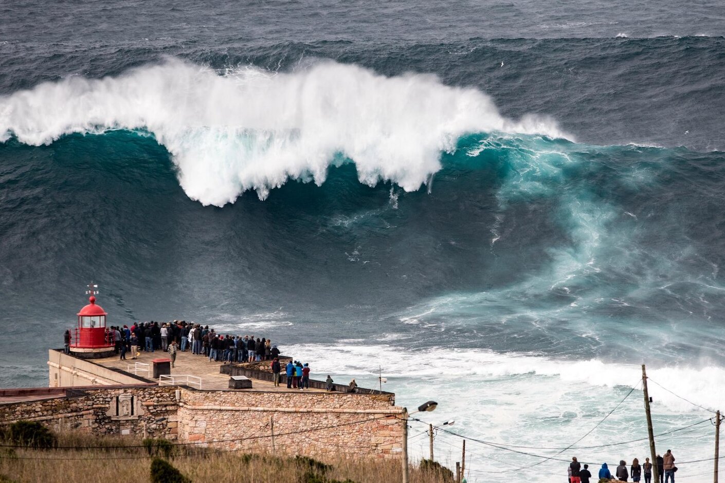 Nazaré: Praia Do Norte - Nazaré | Secret World Trip Planner