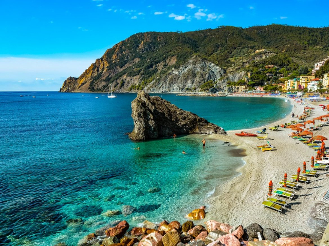 Kampung kecil Levanto - Levanto | Secret World Trip Planner