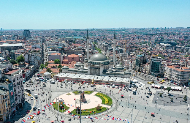مسجد تقسيم - Taksim Cd. 2 B | Secret World Trip Planner