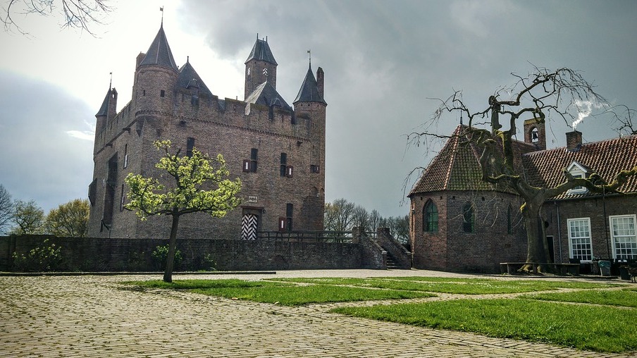 Castello di Doornenburg nei Paesi Bassi — Doornenburg