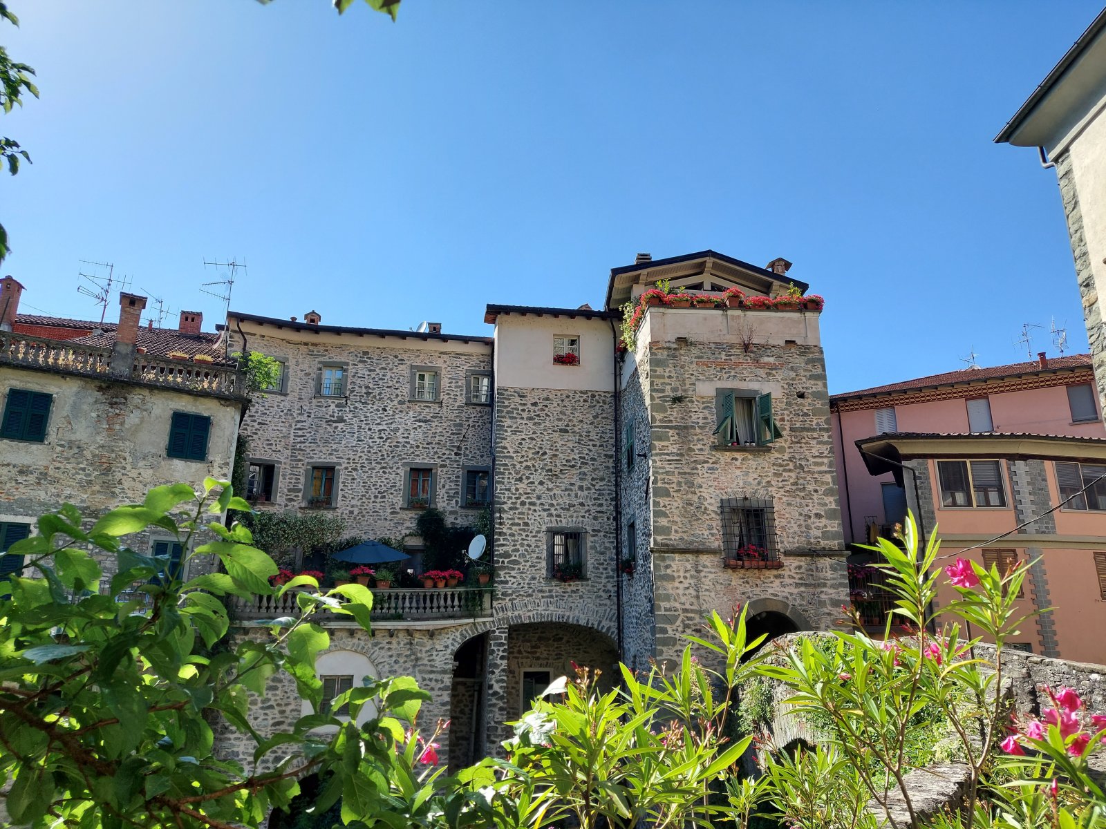Bagnone, un bel borgo in pietra in Toscana - Bagnone | Secret World Trip Planner