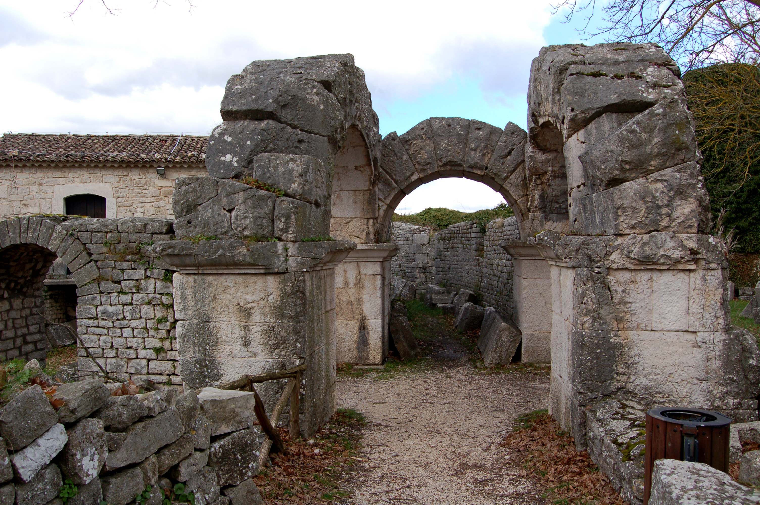 ਅਲਟੀਲੀਆ - ਸੇਪਿਨਮ - Altilia I | Secret World Trip Planner