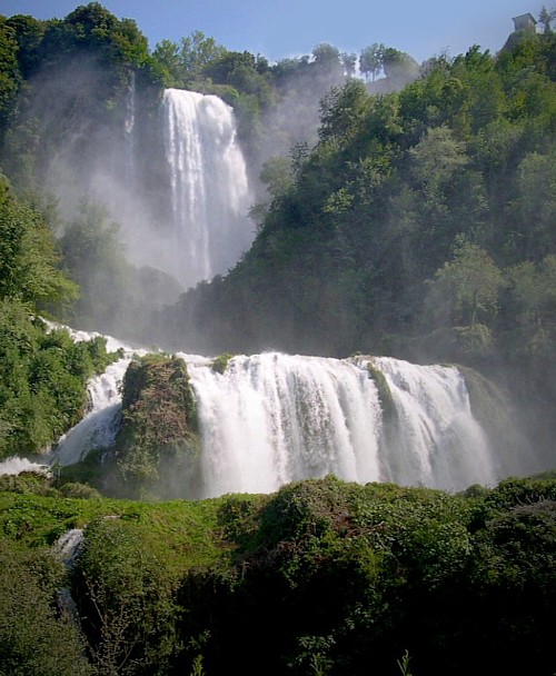 Maporomoko ya maji ya Marmore - Terni | Secret World Trip Planner