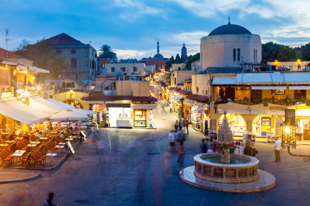 Hipokrato aikštė - Rodos | Secret World Trip Planner