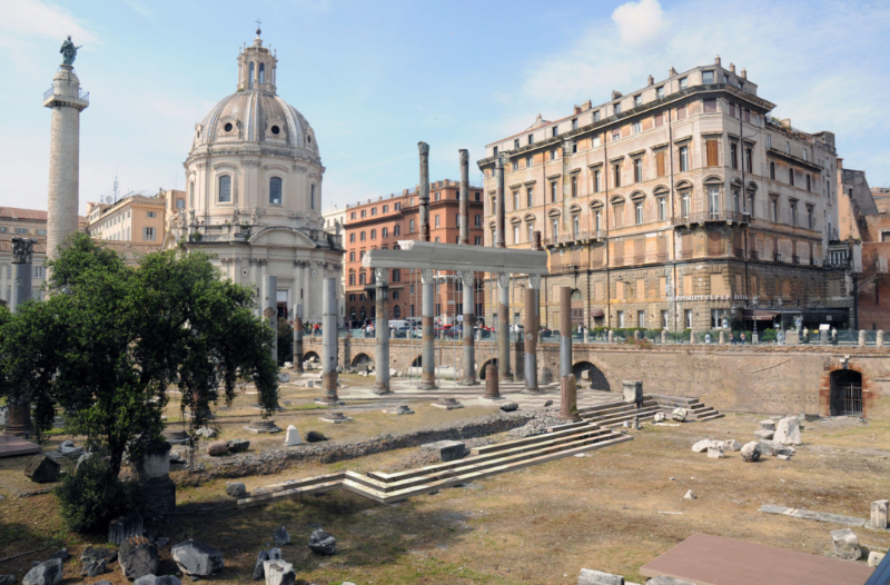 انجمن تراژان - Roma | Secret World Trip Planner