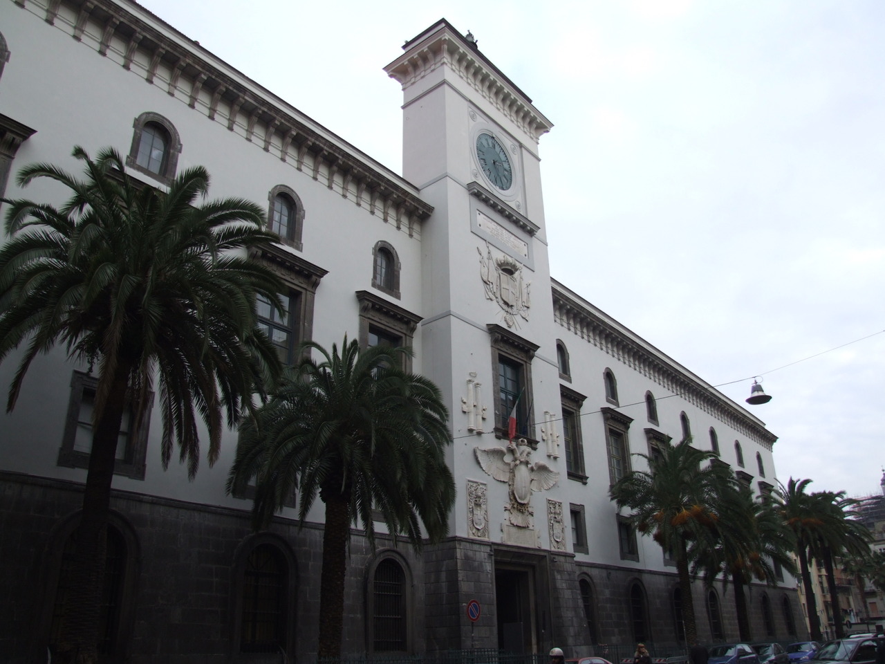 קסטל קפואנו - Napoli | Secret World Trip Planner