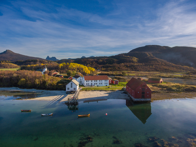 Antiguo puesto comercial de Kjerringøy - Fylkesveg 571 | Secret World Trip Planner