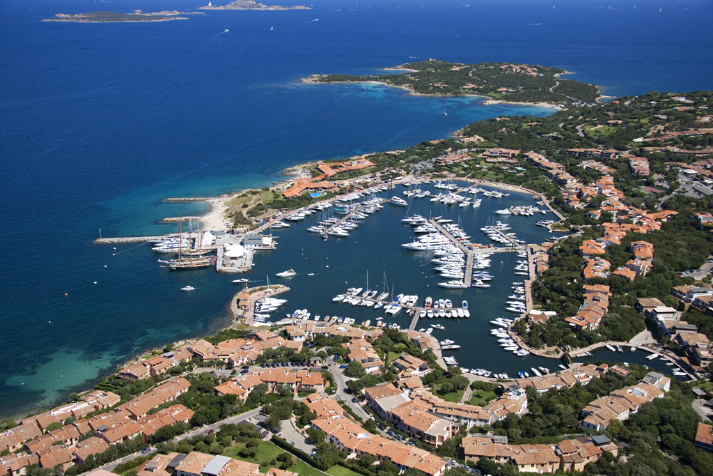 ਪੋਰ੍ਟ ਹੋਰ - Porto Rotondo | Secret World Trip Planner